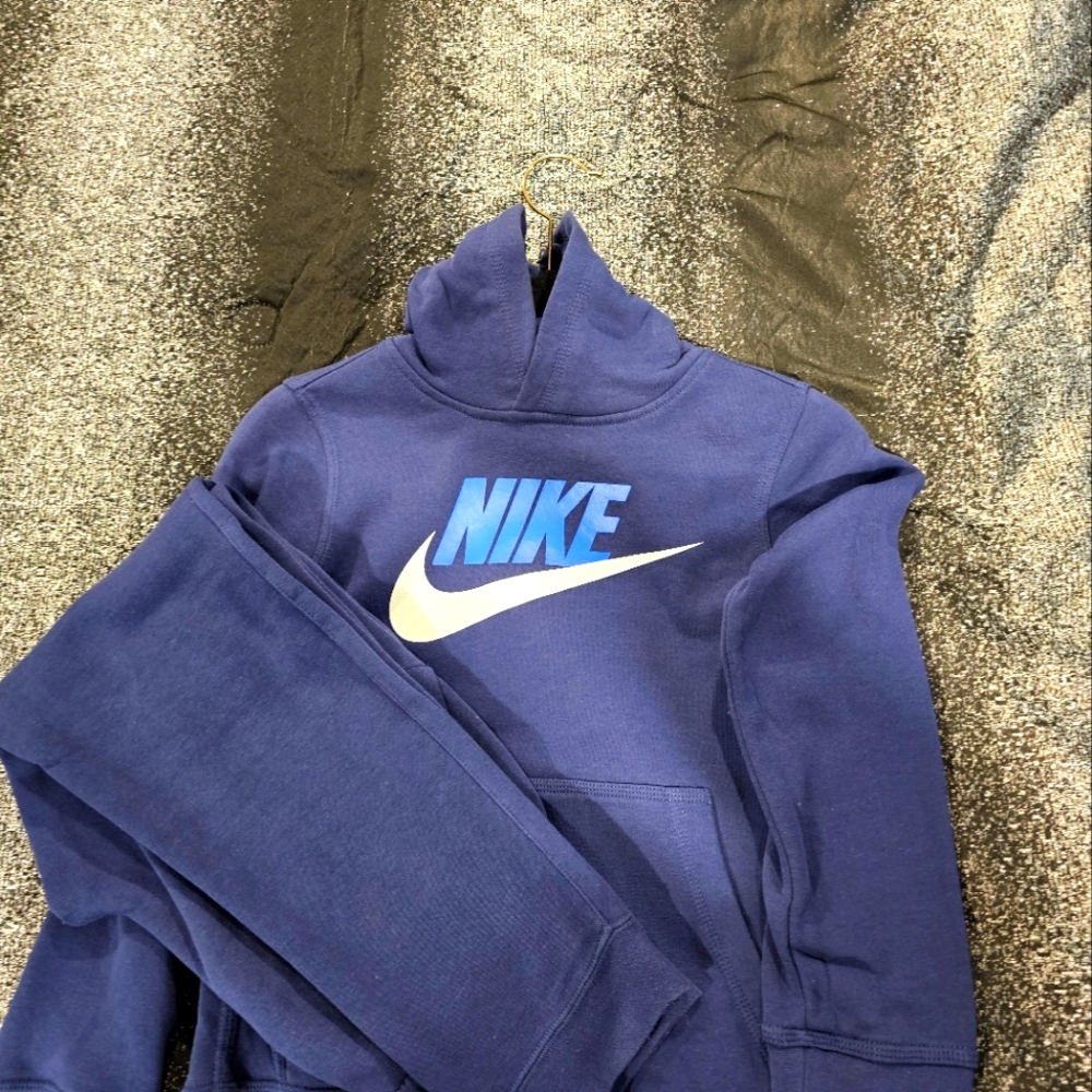 Nike sweat suit